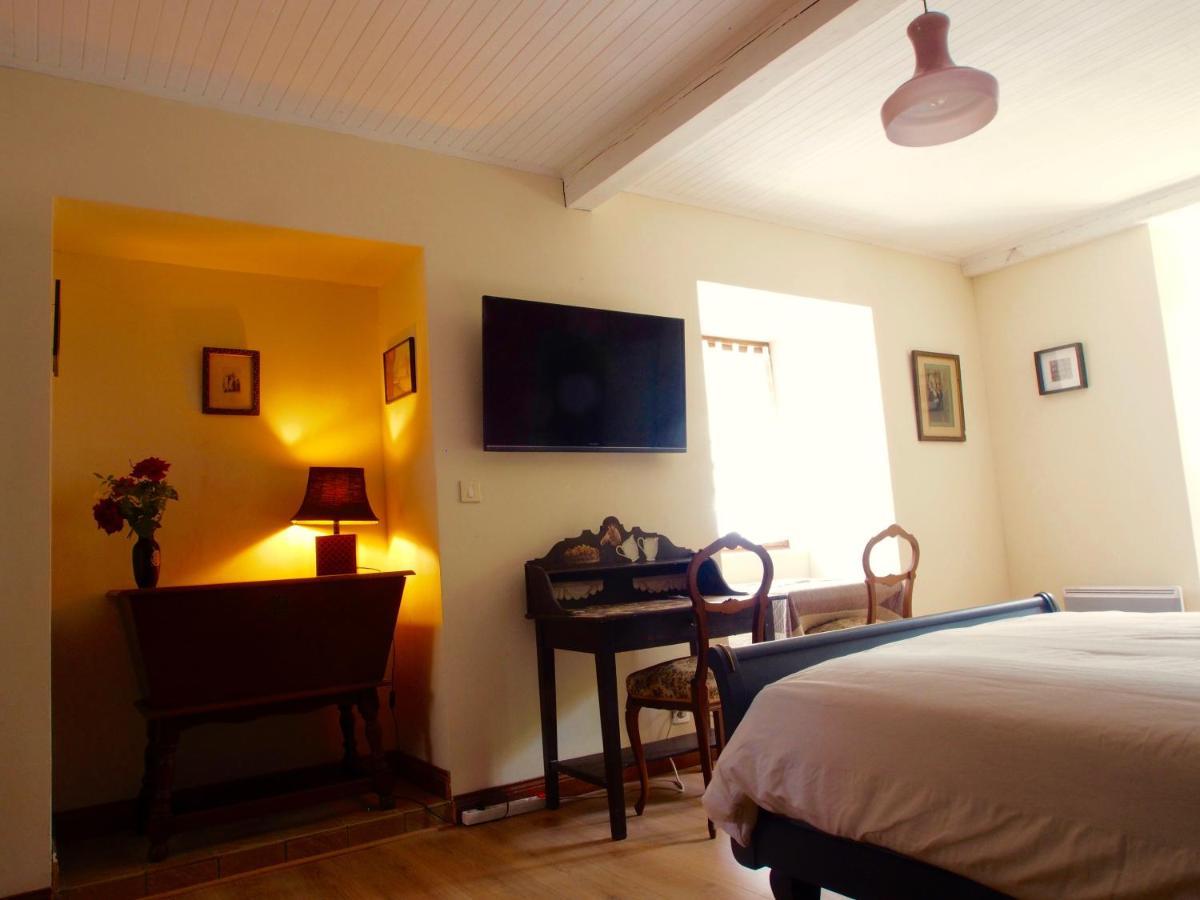 Bed and Breakfast Le 7 Des Tonneliers Castelfranc Esterno foto