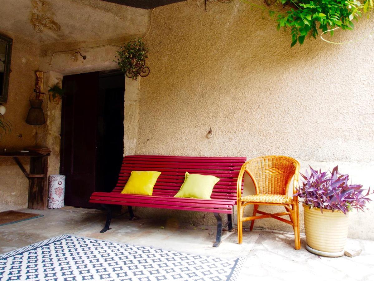 Bed and Breakfast Le 7 Des Tonneliers Castelfranc Esterno foto