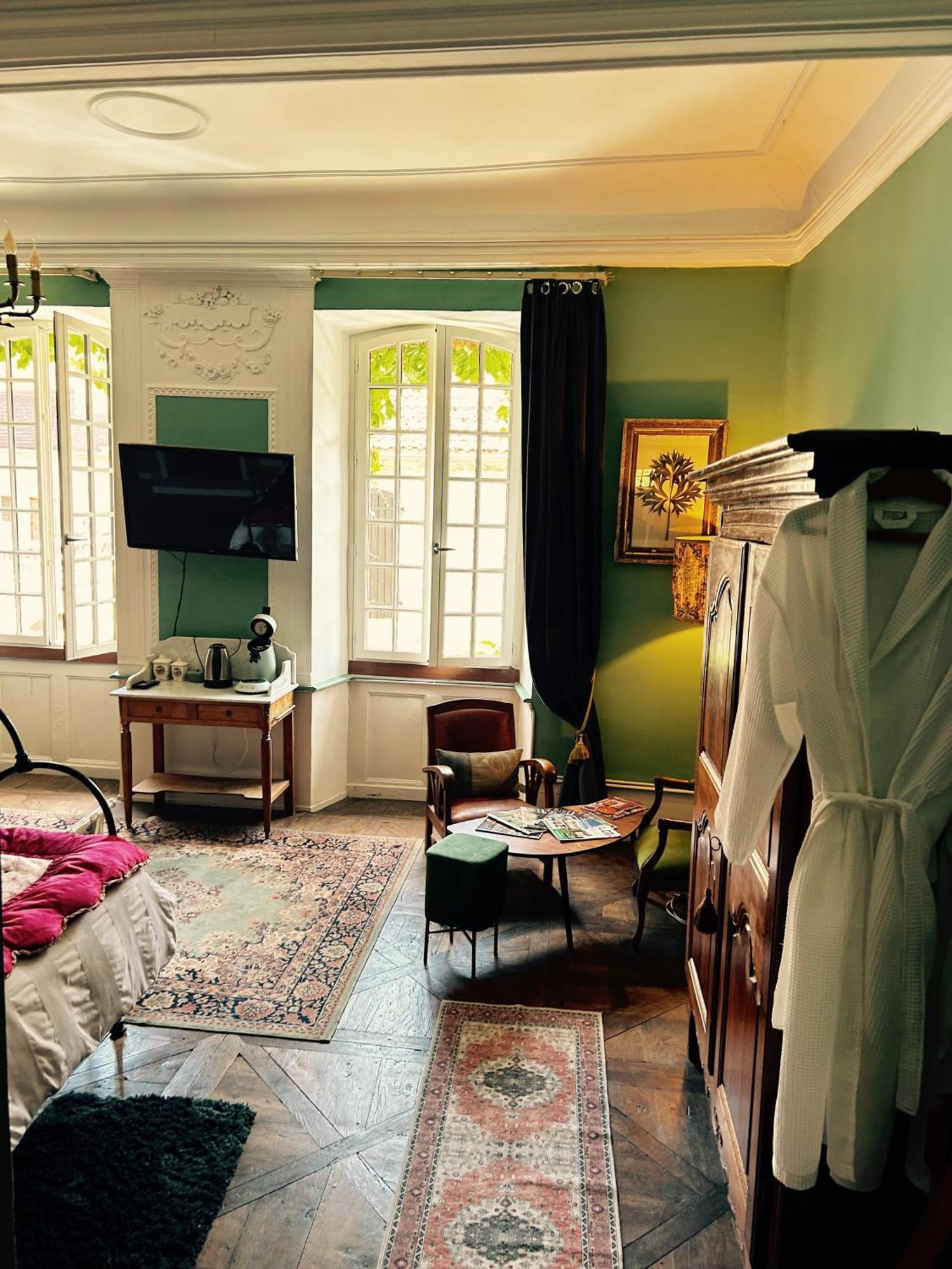 Bed and Breakfast Le 7 Des Tonneliers Castelfranc Esterno foto
